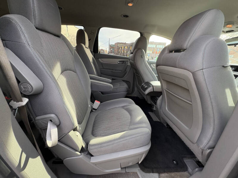 2017 Chevrolet Traverse LT