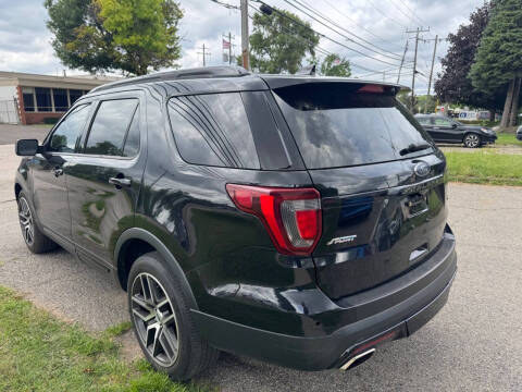 2017 Ford Explorer Sport