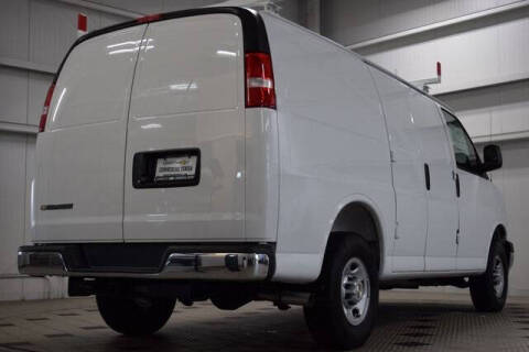 2025 Chevrolet Express 2500