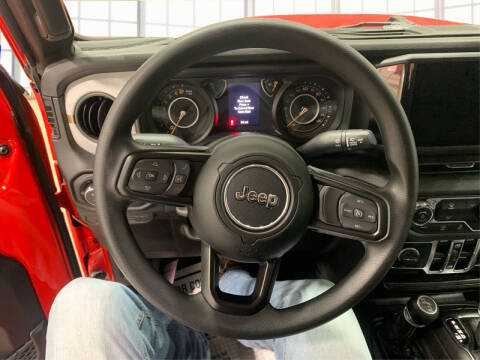 2025 Jeep Gladiator NightHawk