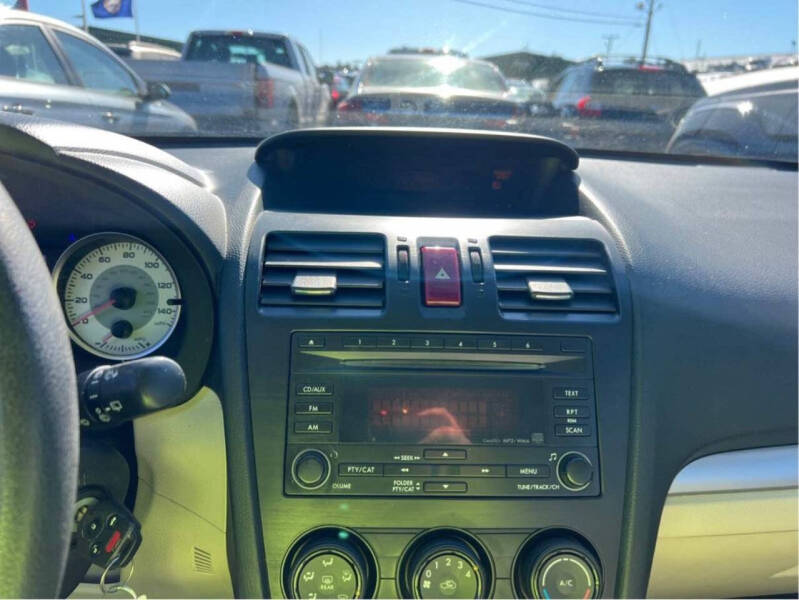 2012 Subaru Impreza 2.0i