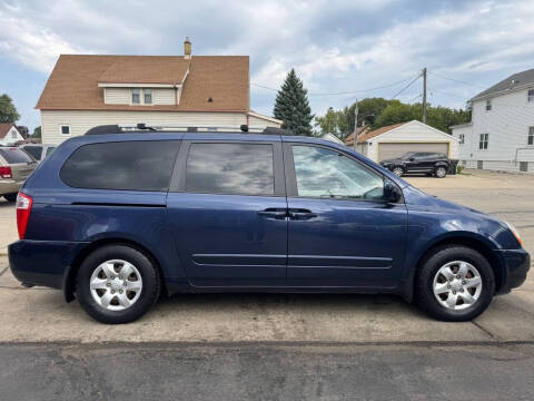 2008 Kia Sedona LX