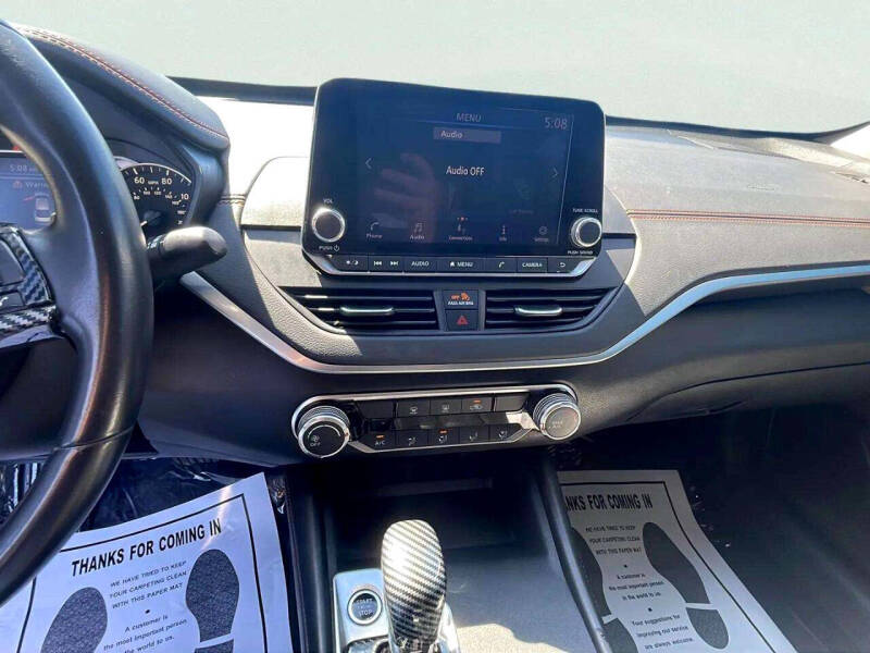 2020 Nissan Altima 2.5 SR