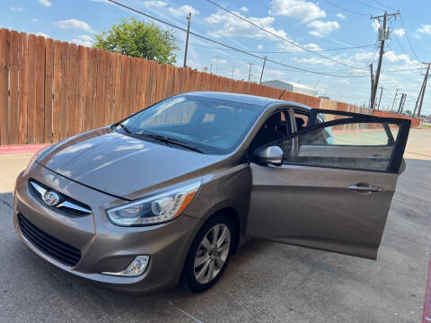 2014 Hyundai Accent SE