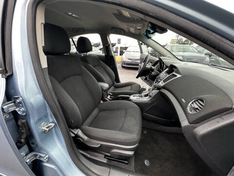 2011 Chevrolet Cruze LT Fleet