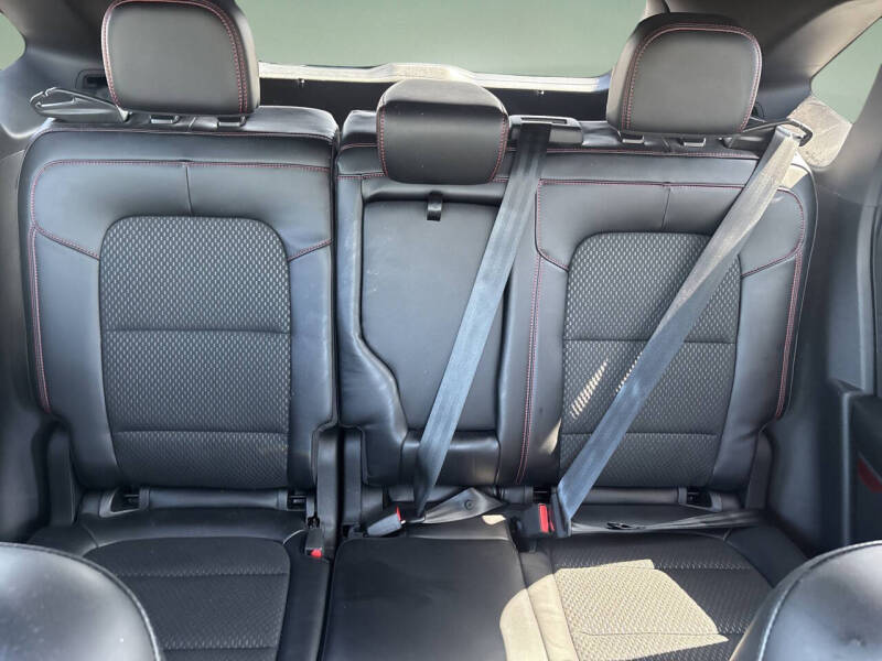 2023 Ford Escape ST-Line Select