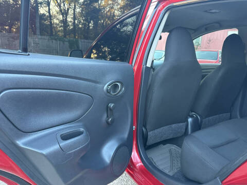 2015 Nissan Versa 1.6 S