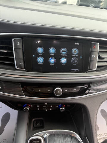 2018 Buick Enclave Essence