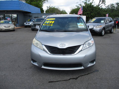 2013 Toyota Sienna for sale at AUTO BROKERS OF ORLANDO in Orlando FL
