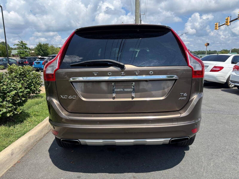 2015 Volvo XC60 T6 Premier Plus