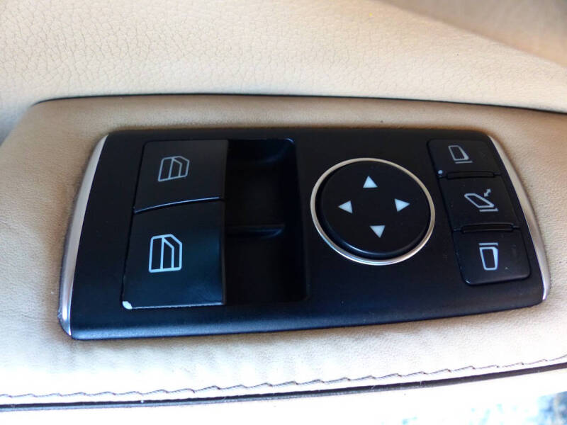 2013 Mercedes-Benz SL-Class SL 550