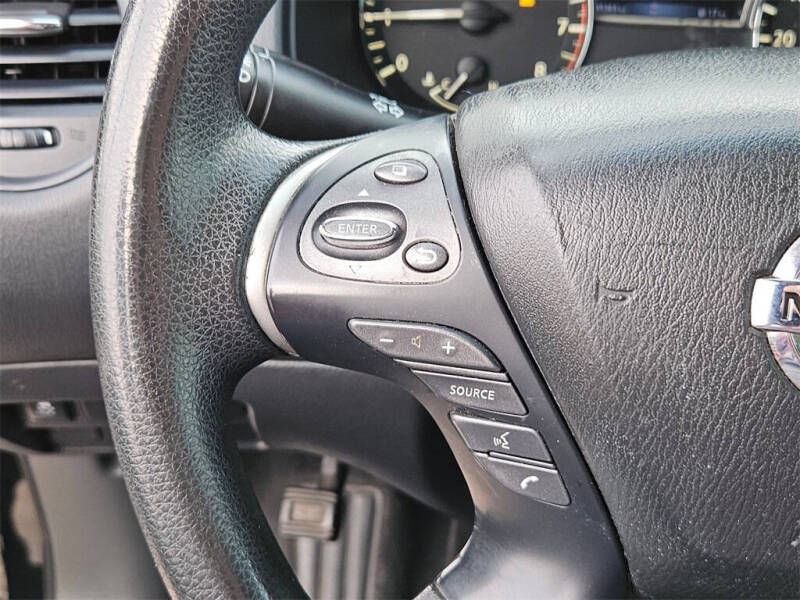 2020 Nissan Pathfinder S