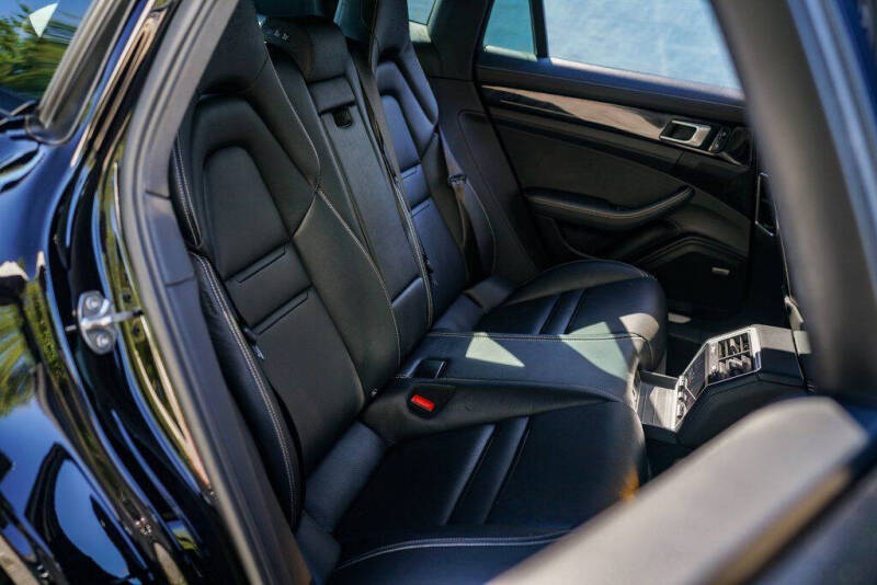 2020 Porsche Panamera