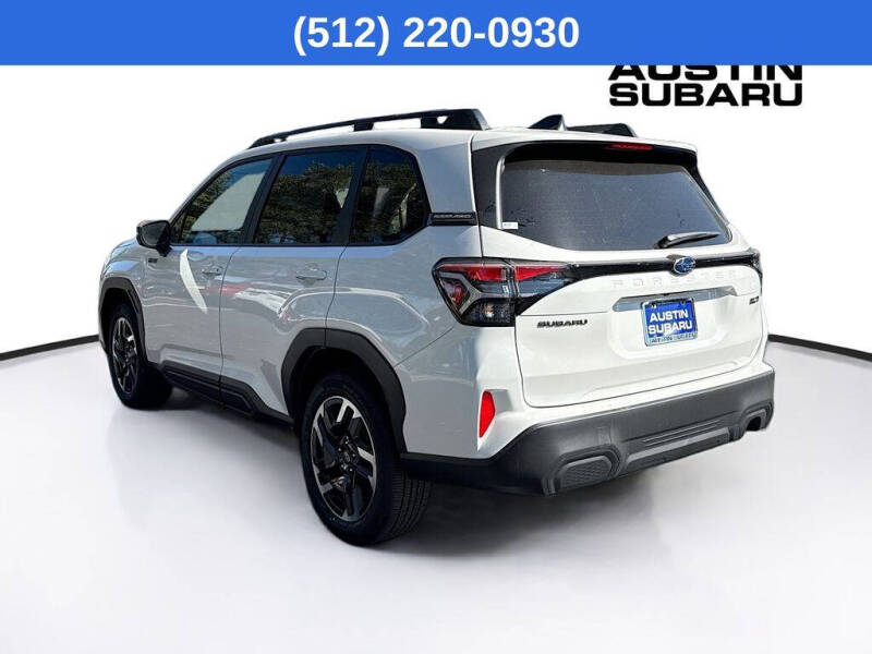 2025 Subaru Forester Premium Hybrid