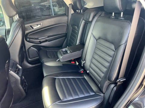 2022 Ford Edge