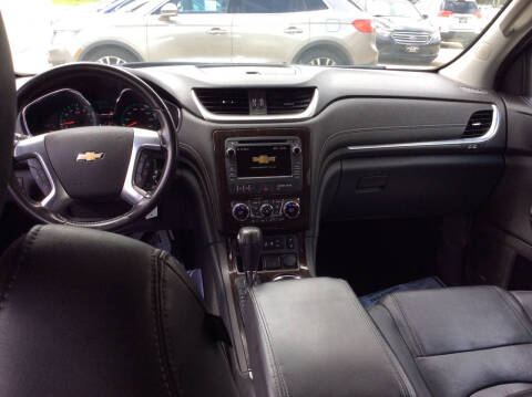 2017 Chevrolet Traverse LT