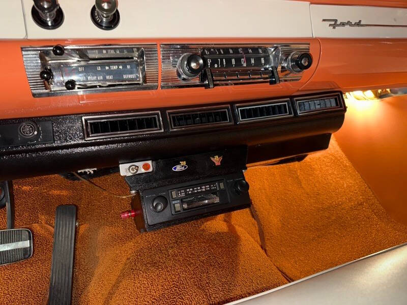 1956 Ford Sunliner