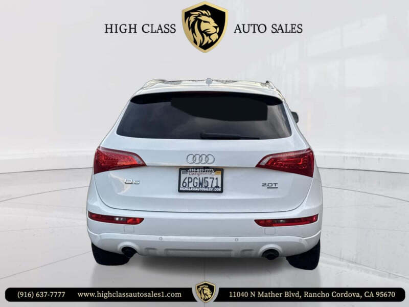 2011 Audi Q5 2.0T quattro Premium Plus
