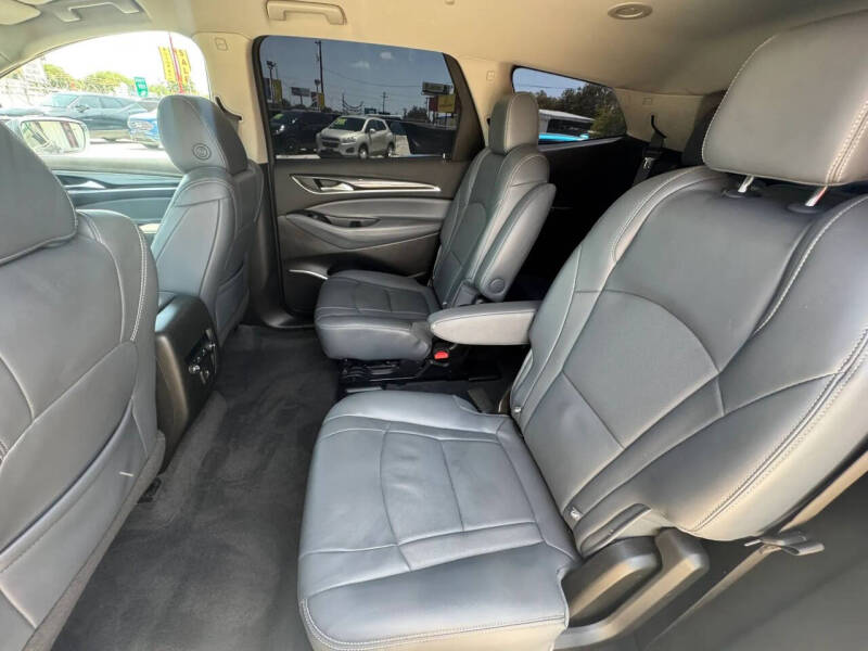 2019 Buick Enclave Essence