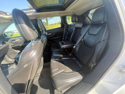 2019 Jeep Cherokee Altitude