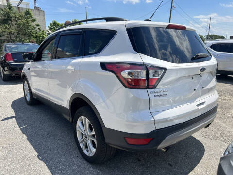 2017 Ford Escape SE