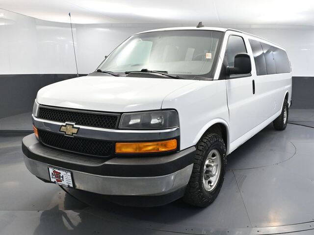 2017 Chevrolet Express LT 3500