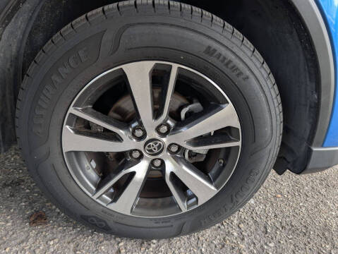 2017 Toyota RAV4 XLE