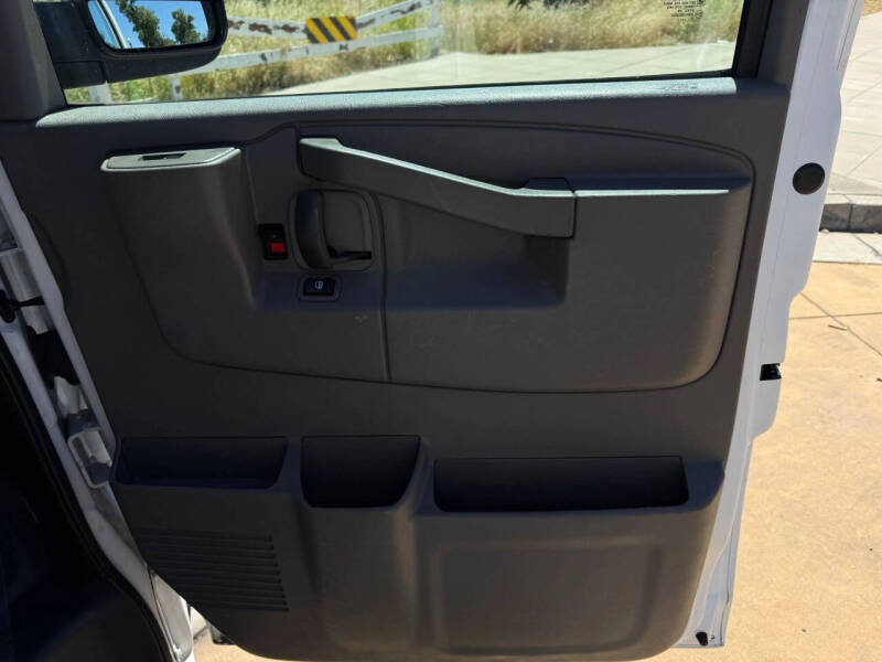 2020 Chevrolet Express 2500