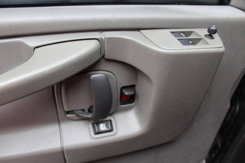 2015 Chevrolet Express 2500