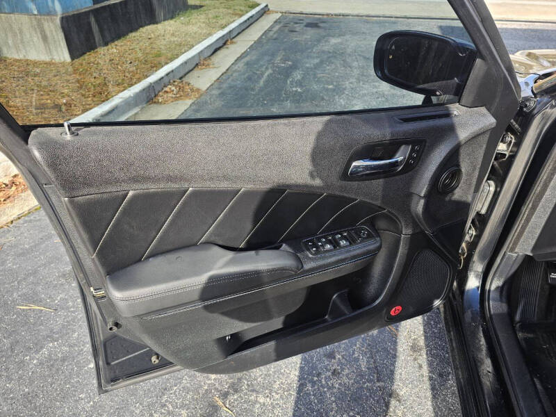 2014 Dodge Charger R/T Plus