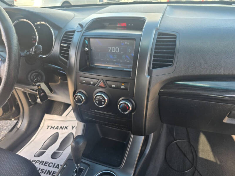 2012 Kia Sorento LX
