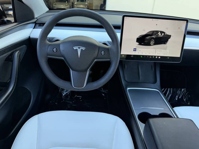 2023 Tesla Model Y Long Range