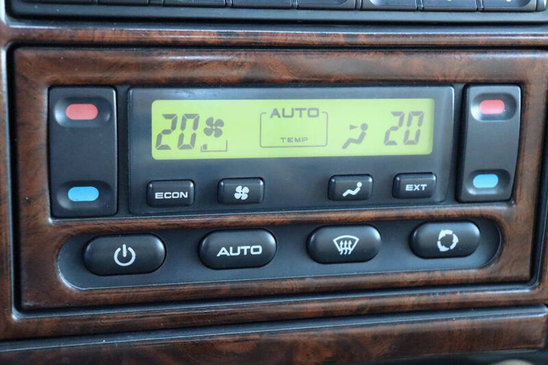 2004 Land Rover Discovery SE