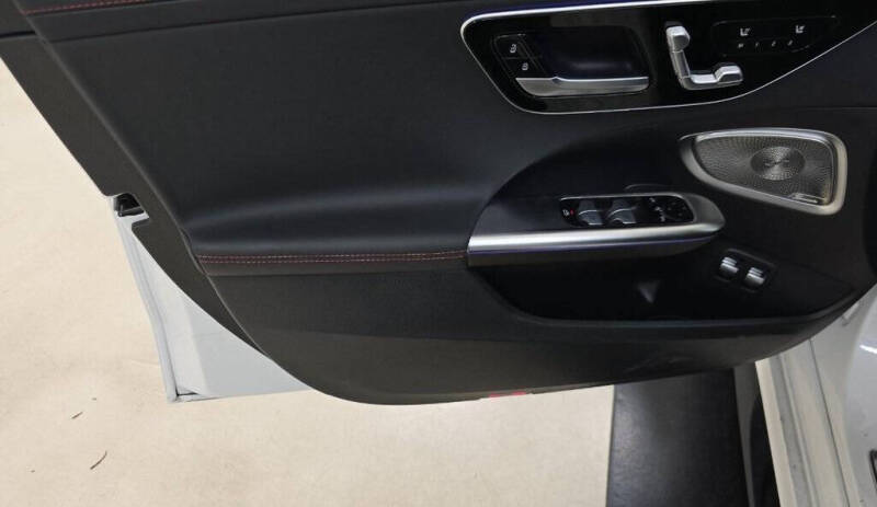 2025 Mercedes-Benz C-Class AMG C 63 S E Performance