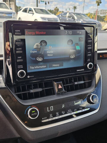 2022 Toyota Corolla Hybrid LE