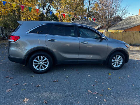 2016 Kia Sorento LX