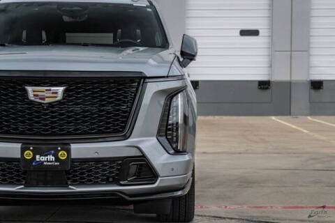 2025 Cadillac Escalade-V