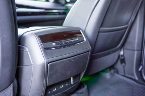 2023 Cadillac Escalade ESV Sport Platinum