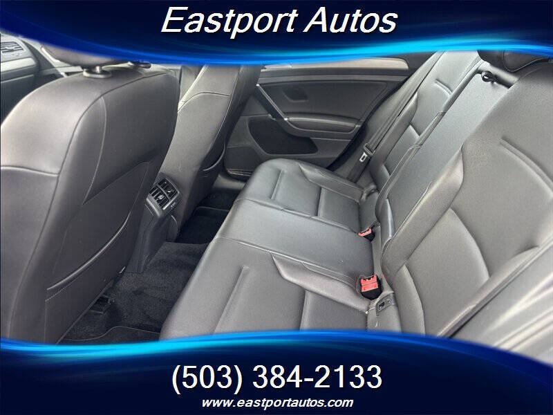 2015 Volkswagen Golf TSI SE