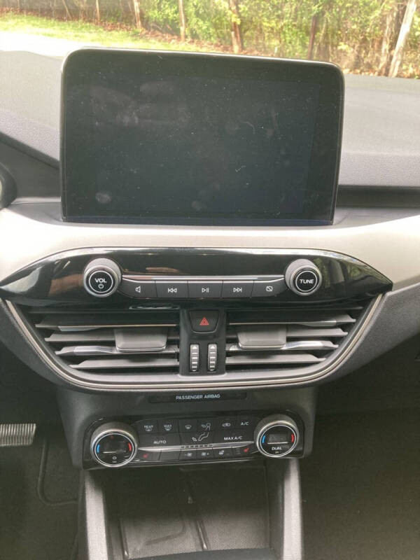 2021 Ford Escape SEL