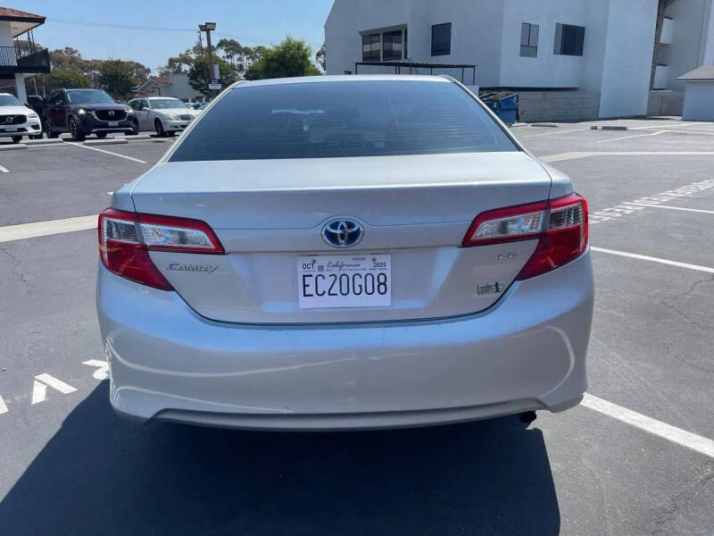 2014 Toyota Camry Hybrid