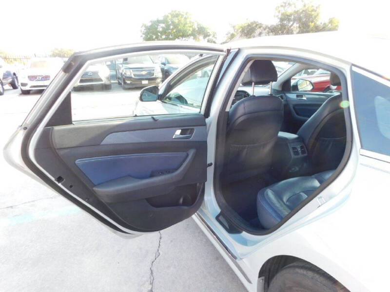 2016 Hyundai Sonata Hybrid