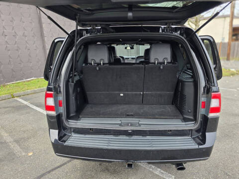 2016 Lincoln Navigator Select