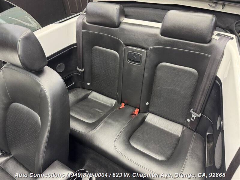 2010 Volkswagen New Beetle Convertible