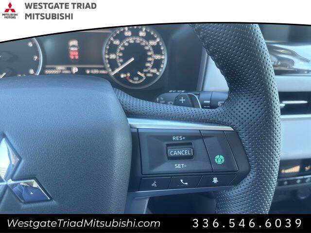 2025 Mitsubishi Outlander SE