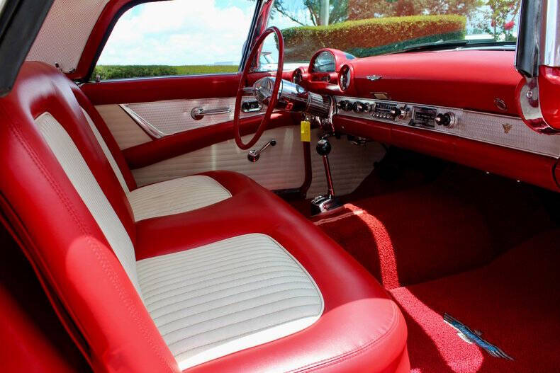1955 Ford Thunderbird