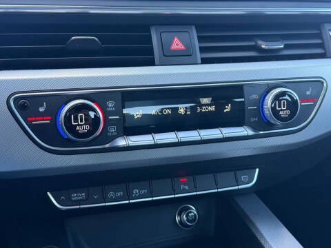 2017 Audi A4 2.0T quattro Premium Plus