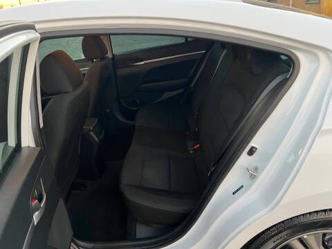 2019 Hyundai Elantra SEL