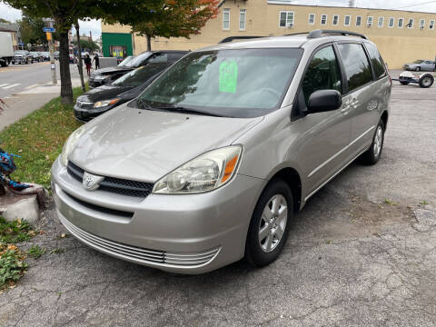 2004 Toyota Sienna for sale at Lyell & Dewey Auto Inc in Rochester NY