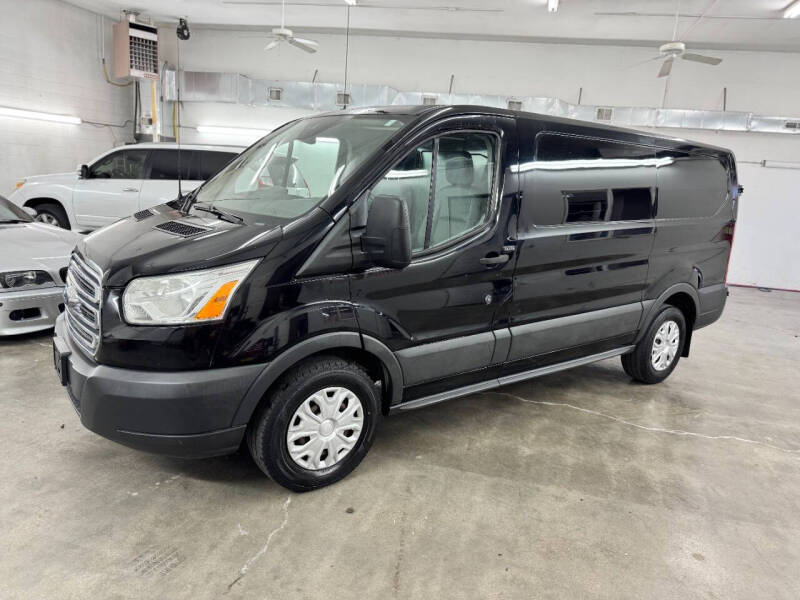 2017 Ford Transit Van Base's photo